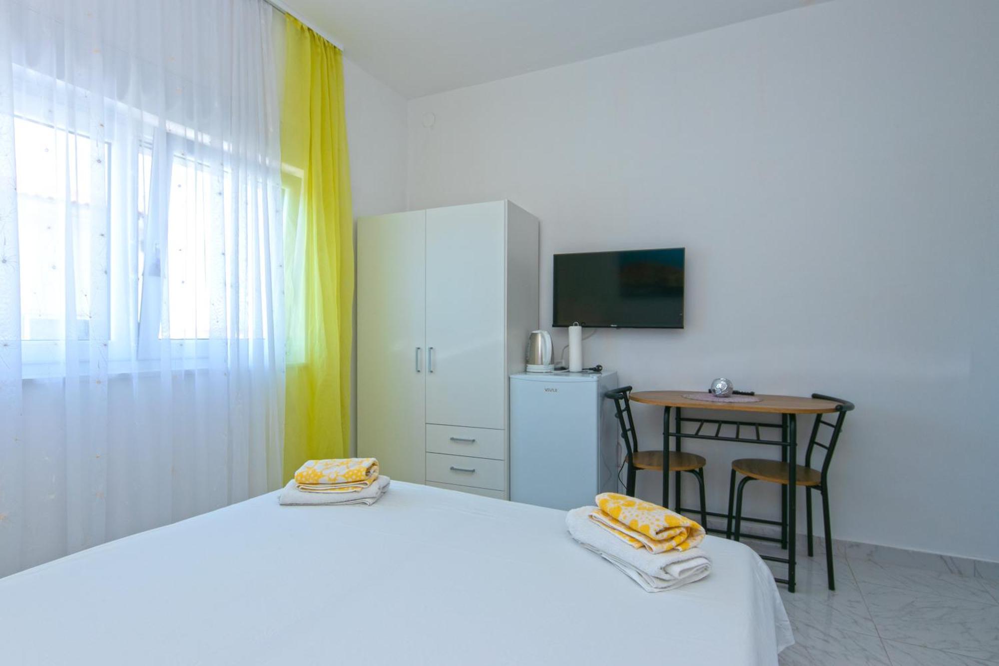 19 Apartma *