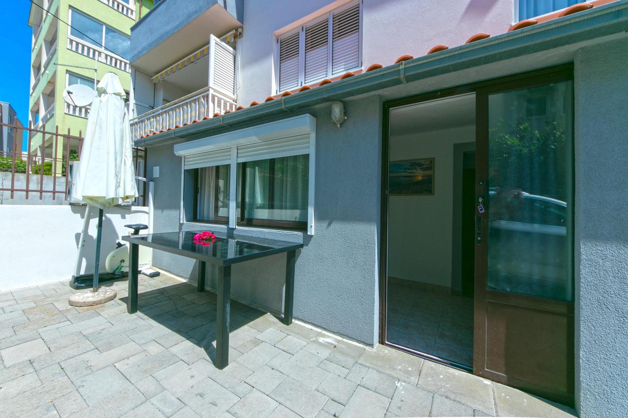 19 Apartma *